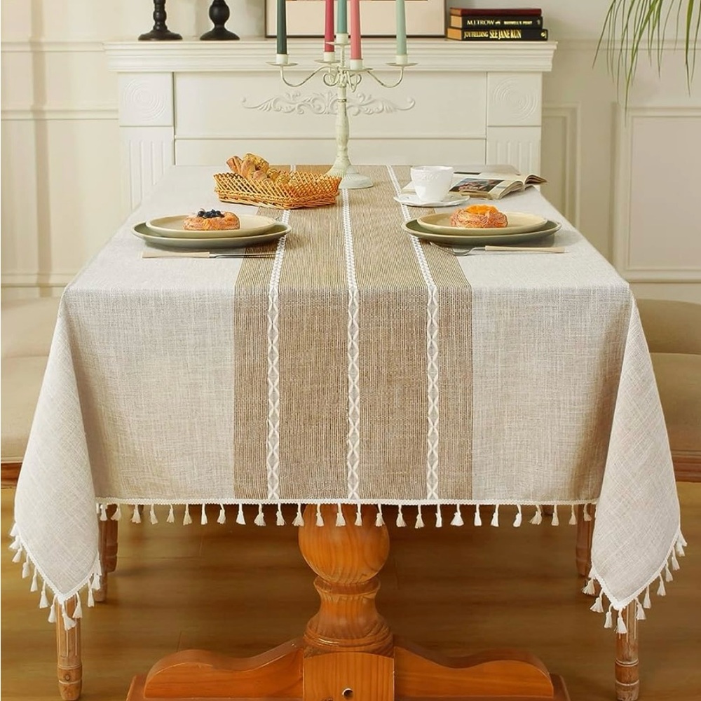 NWT Cotton linen tablecloth